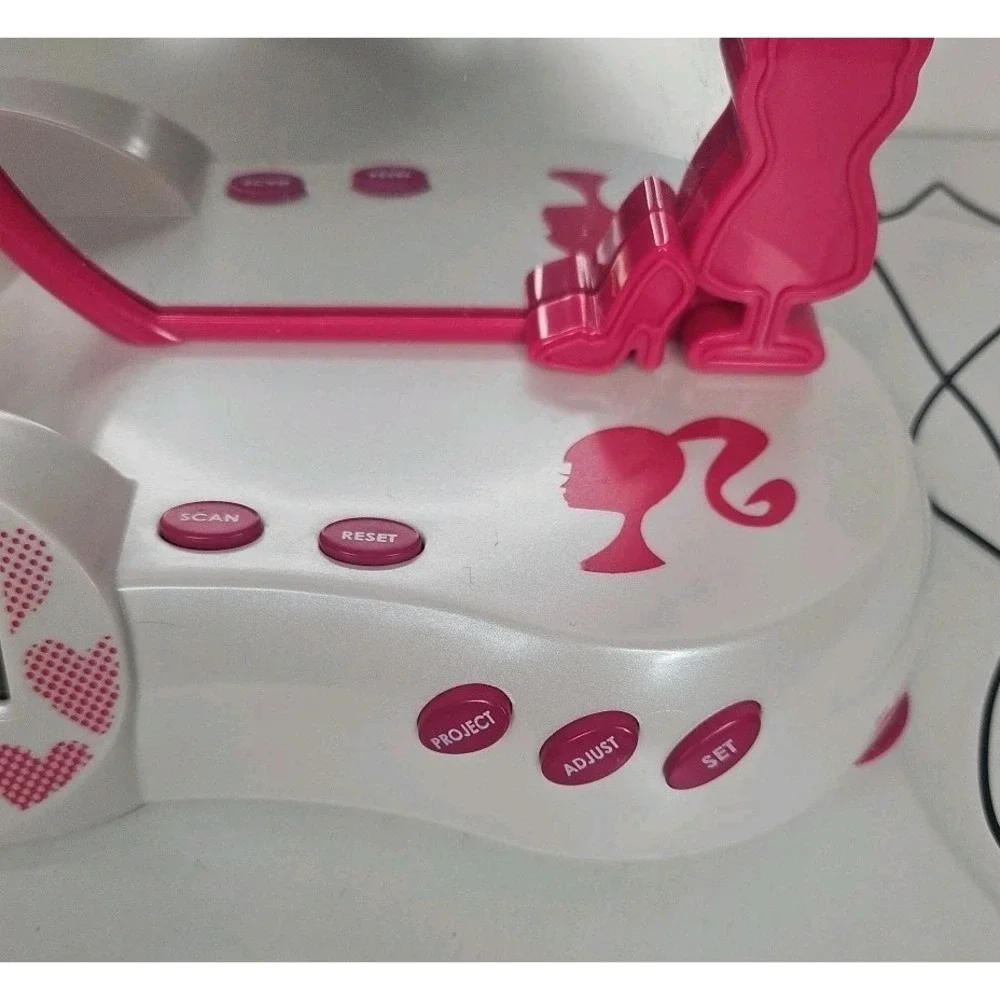 Barbie Fabulous Projection Alarm Clock Night Light Lexibook 2010 Works‎